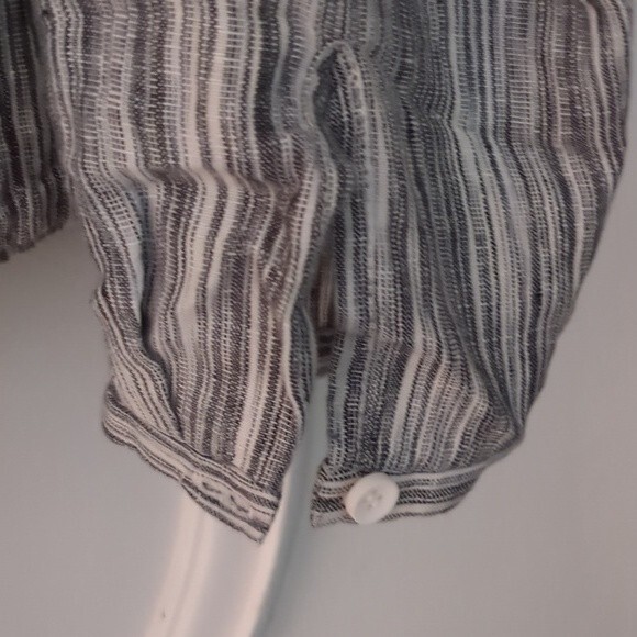 209WST38  Gray/Blue Striped Blouson Button Front Linen Top  Size 8 - Picture 4 of 9